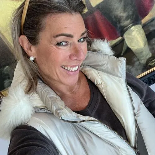 Profiel van Fiona-Weduwe, 64 jaar uit Krimpen aan den IJssel, Nederland